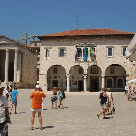 Petrinic V Apartamento