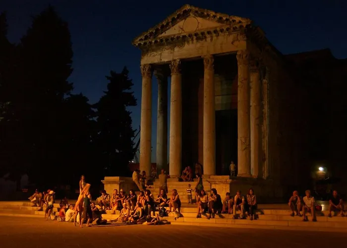 Petrinic V דירה *