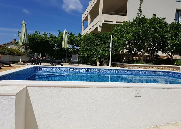 Petrinic V דירה *