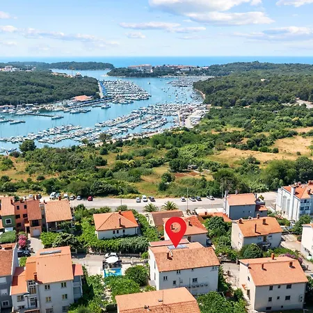 Apartmán Petrinic V *