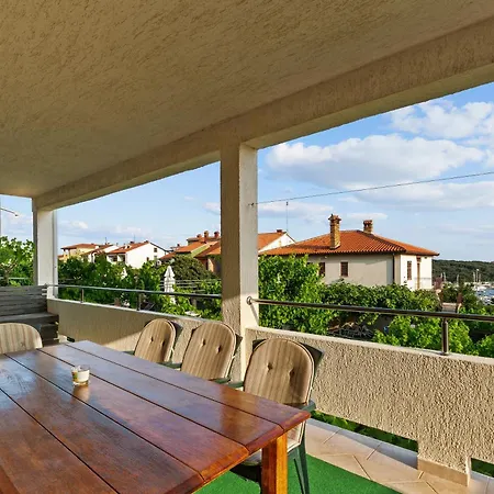 Apartmán Petrinic V Pula