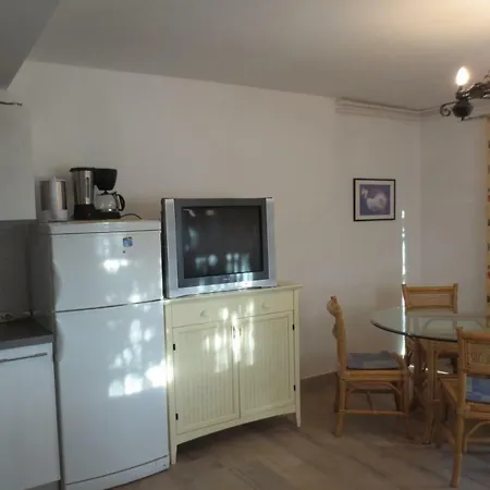 Petrinic V Apartmán *