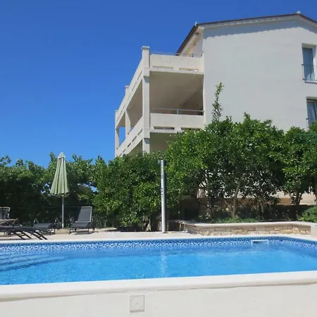 Apartmán Petrinic V Pula