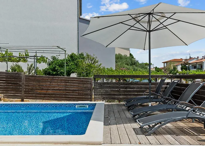 Apartment Petrinic V