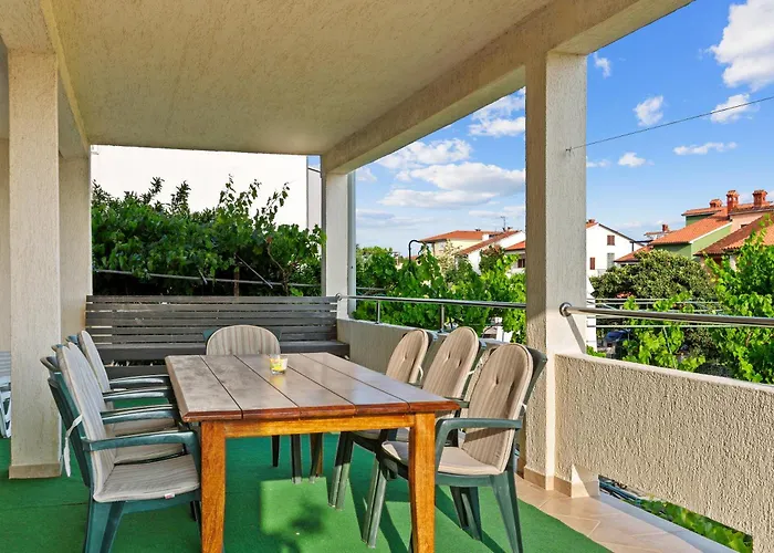 Petrinic V Apartment Pula