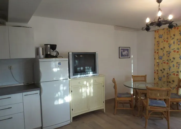 Petrinic V Apartment *