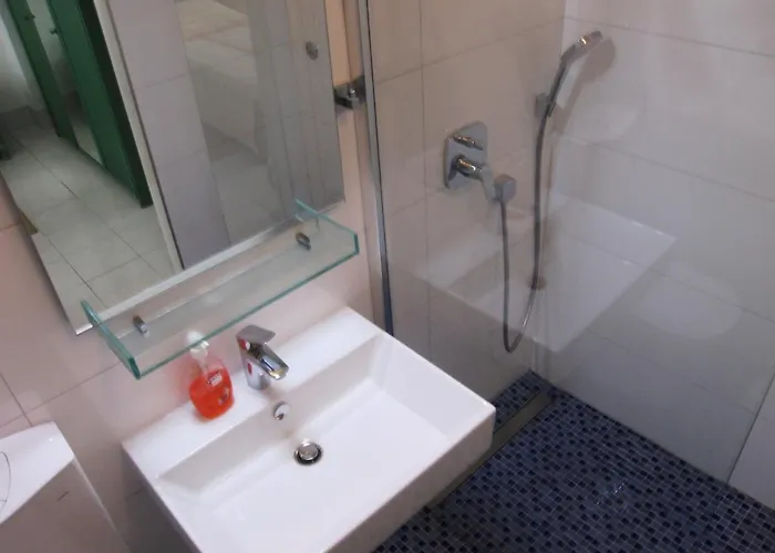 Petrinic V Appartamento *