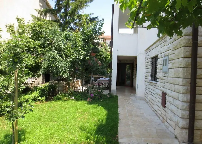 Appartamento Petrinic V Pola